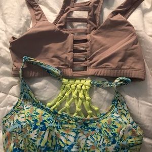 Various XS sports bras